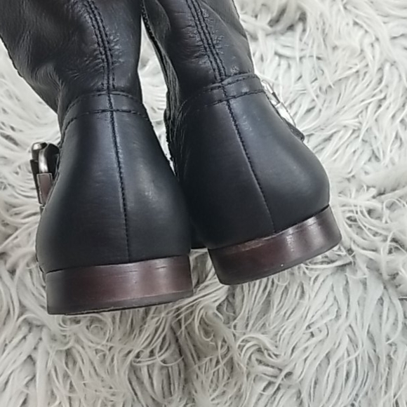 Frye Black Jillian Toggle Short Ankle Boots 7 - Picture 3 of 8